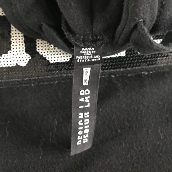 Design Lab Lord & Taylor Black Sweatshirt Size Med - Picture 5 of 8